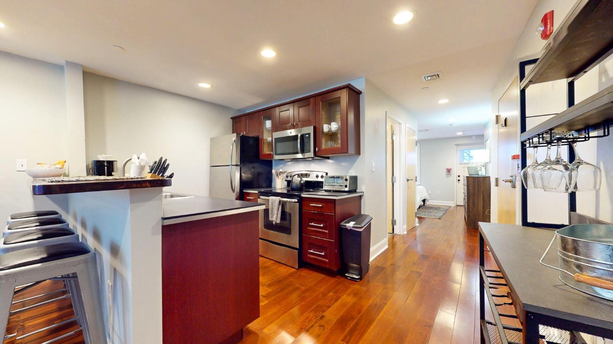 Roomy 1-bedroom - Faneuil Hall And Quincy Market *